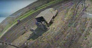 Ukraine FPV drone targets Russians